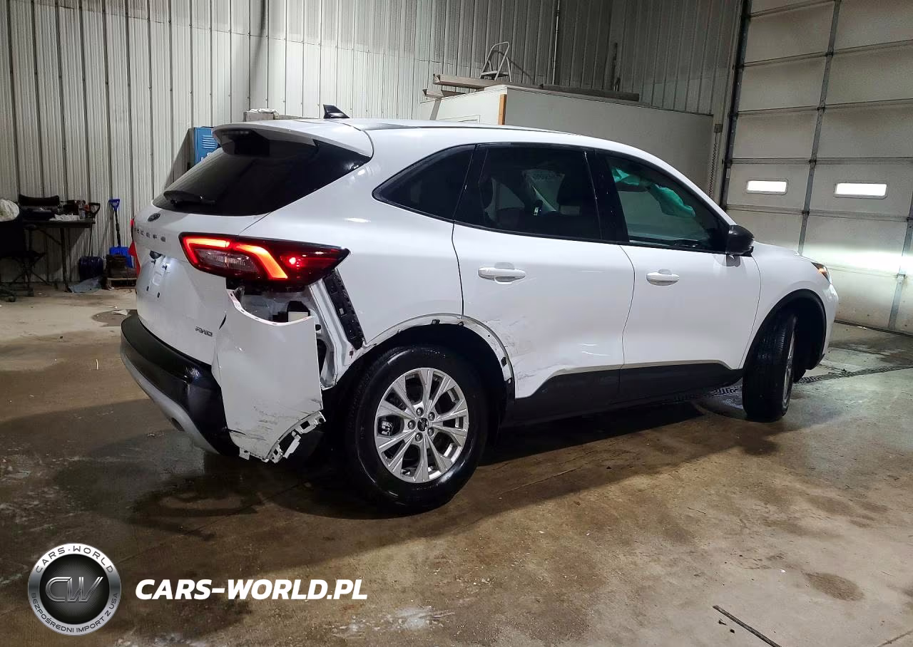 2025 Ford Escape Active VIN:1FMCU9GN0SUB05202 - 3