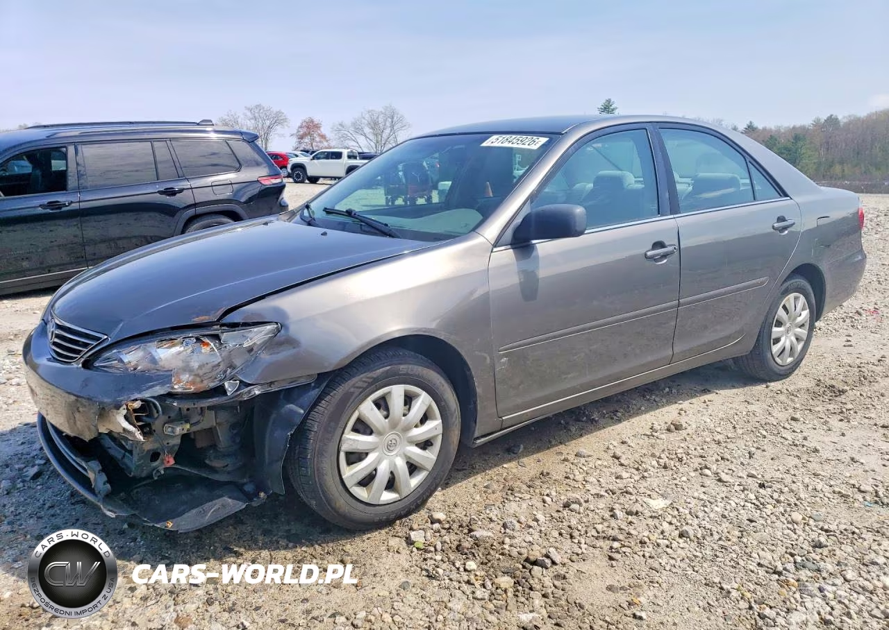 2005 Toyota Camry Standard