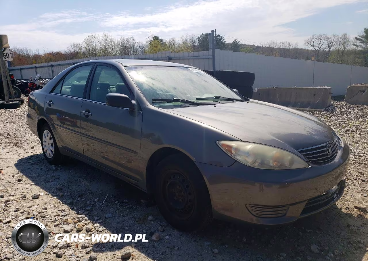 2005 Toyota Camry Standard VIN:4T1BE32K75U598402 - 4