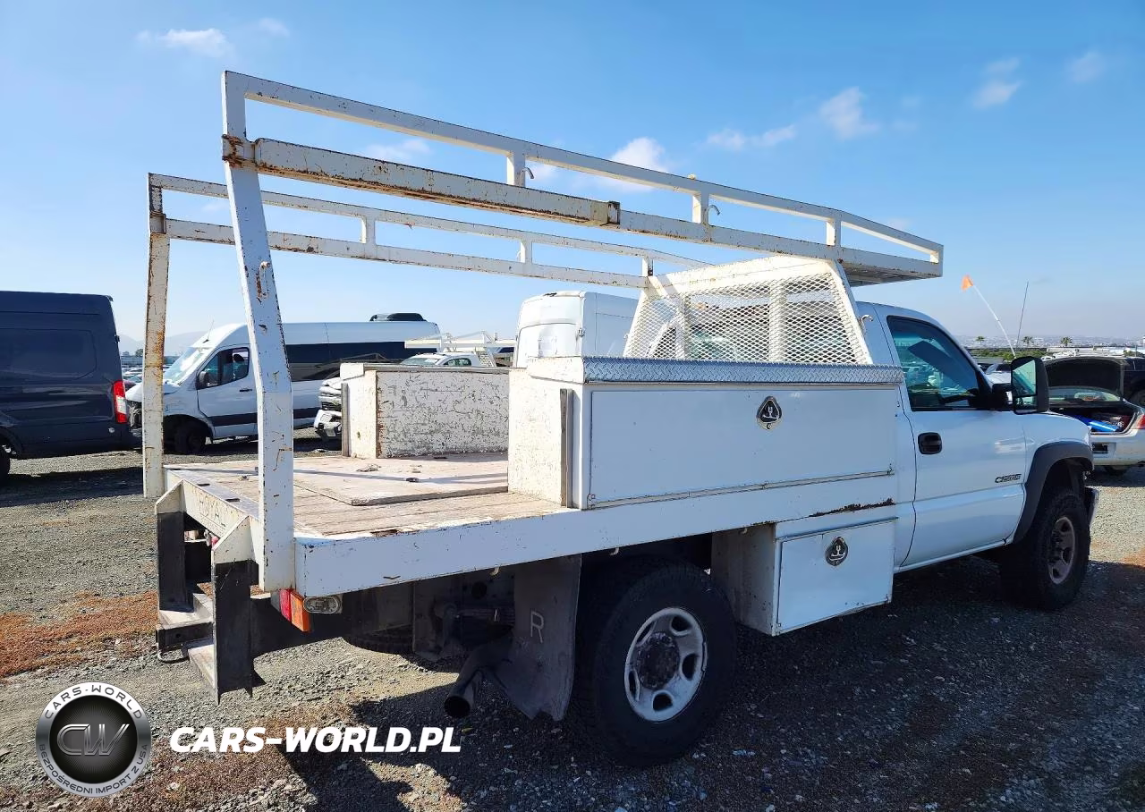 2002 Chevrolet Silverado C2500 Heavy Duty VIN:1GBHC24UX2E189155 - 3