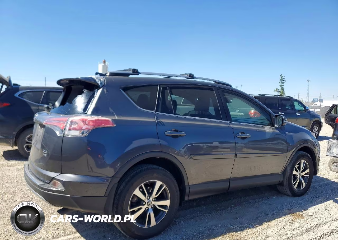 2017 Toyota Rav4 Xle VIN:JTMRFREV2HJ164841 - 3