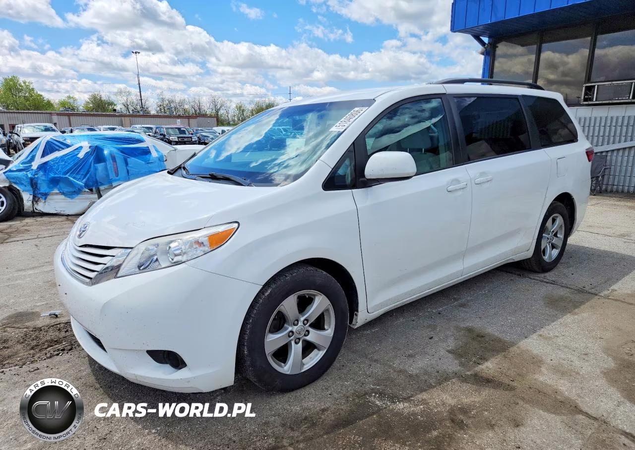 2015 Toyota Sienna Le