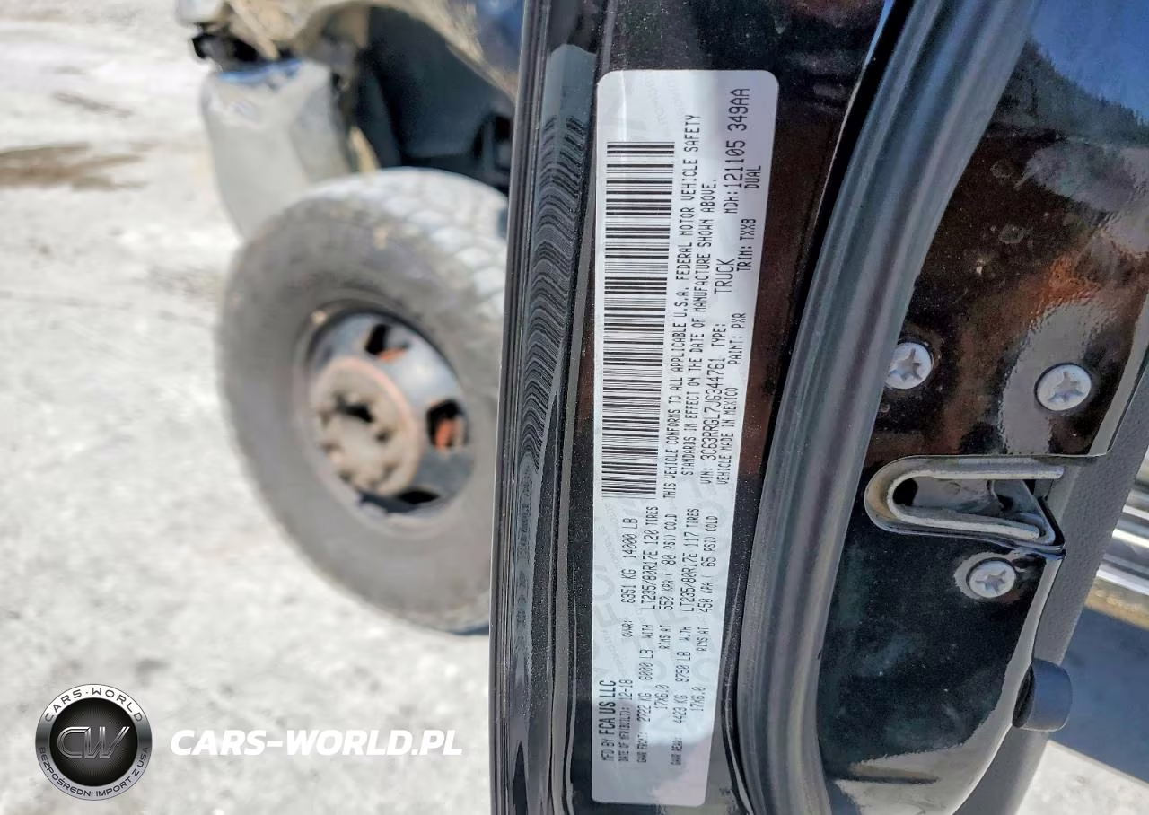 2018 Ram 3500Tesman VIN:3C63RRGL7JG344761 - 12
