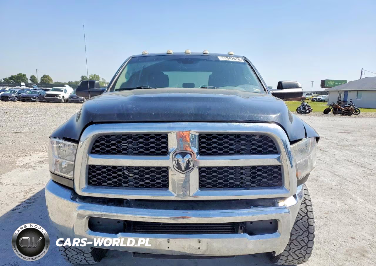 2018 Ram 3500Tesman VIN:3C63RRGL7JG344761 - 5