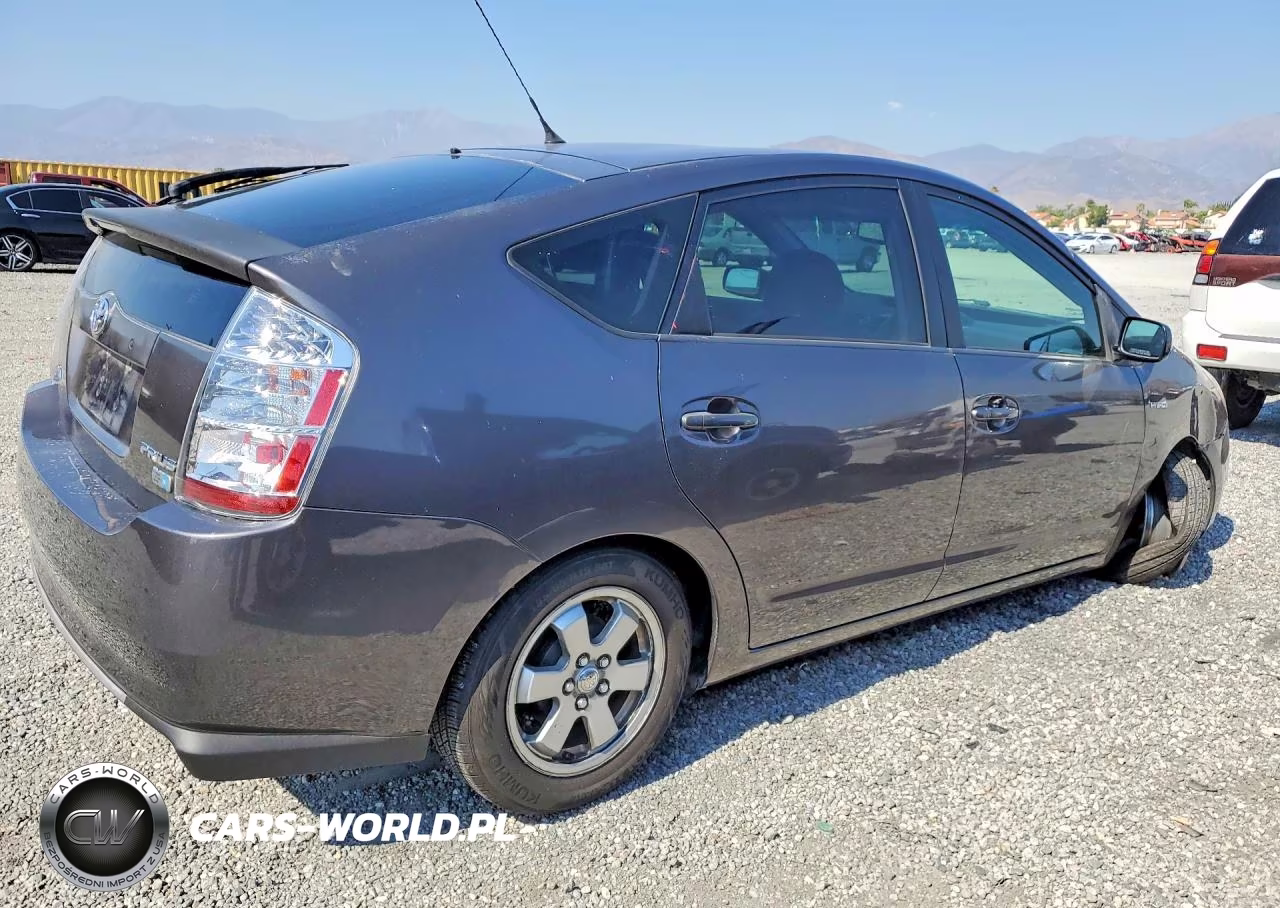 2008 Toyota Prius Base VIN:JTDKB20U283423349 - 3