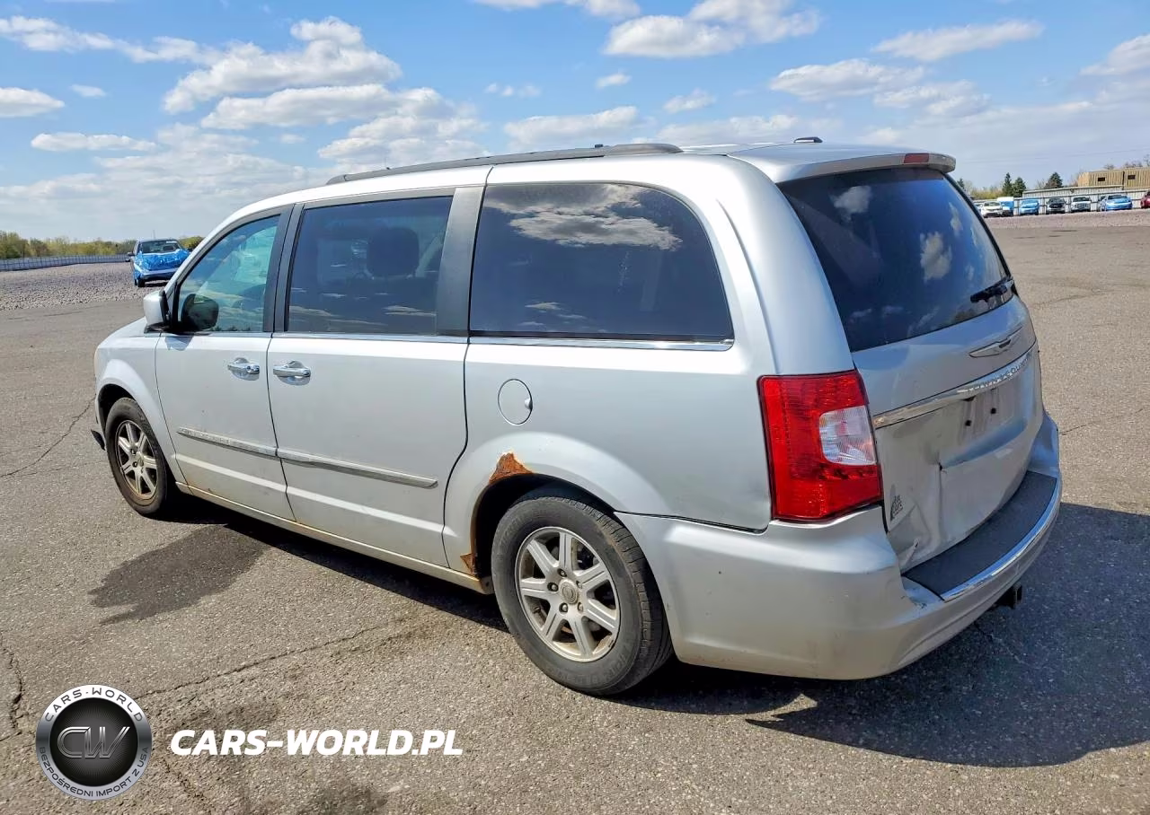 2011 Chrysler Town & Country Touring VIN:2A4RR5DG2BR781964 - 2