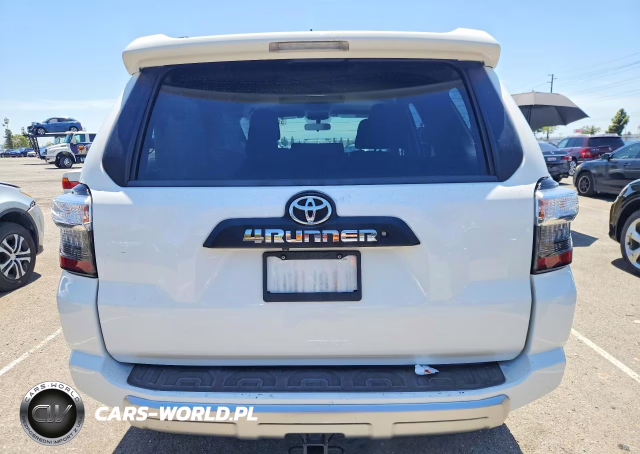 2018 Toyota 4Runner Trd Off-Road VIN:JTEBU5JRXJ5539121 - 6