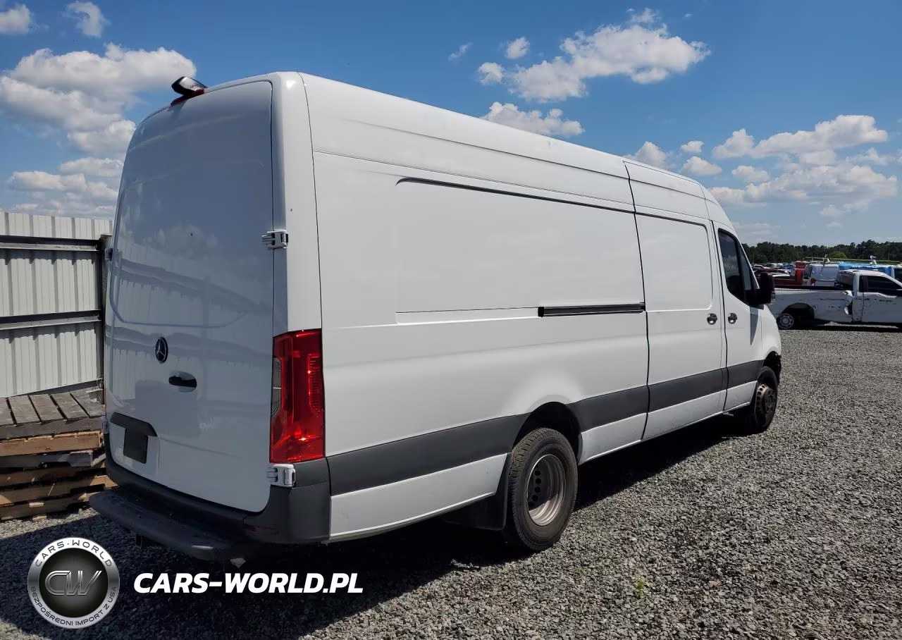 2024 Mercedes-Benz Sprinter 3500 VIN:W1Y8ND3Y0RT170086 - 3