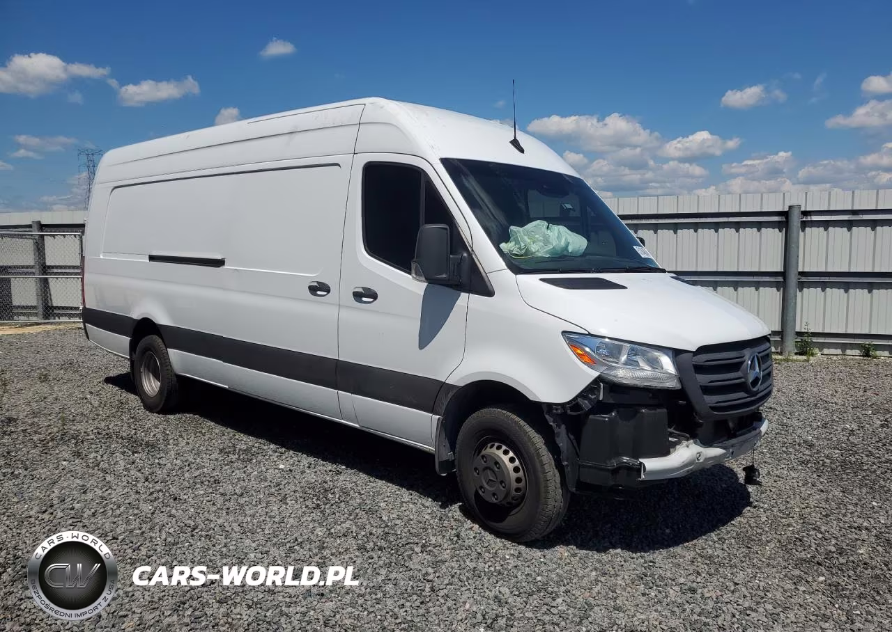 2024 Mercedes-Benz Sprinter 3500 VIN:W1Y8ND3Y0RT170086 - 4