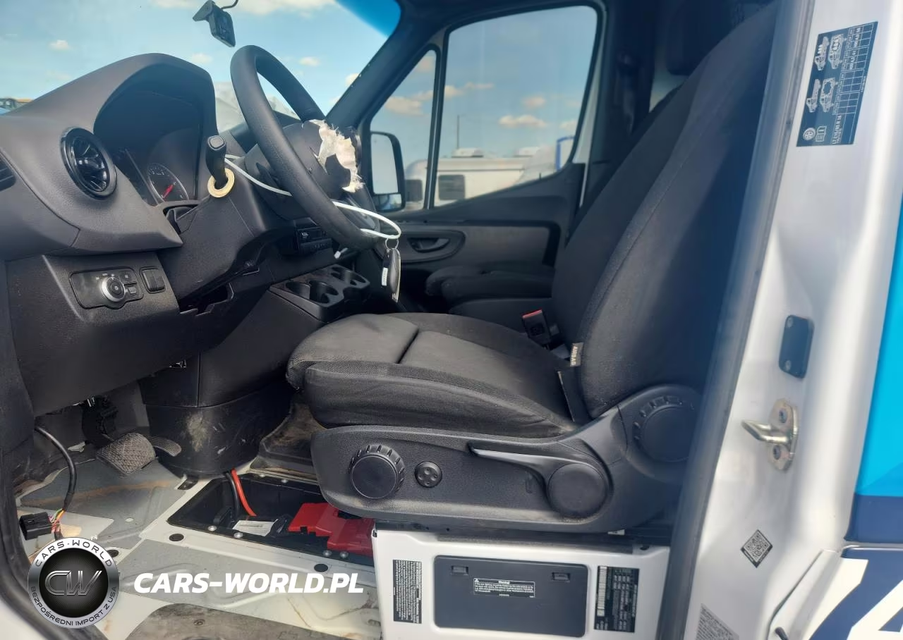 2024 Mercedes-Benz Sprinter 3500 VIN:W1Y8ND3Y0RT170086 - 7