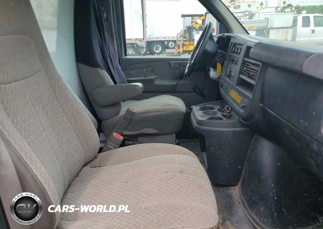 2012 Chevrolet Express Box Truck VIN:1GB0G2CA5C1190229 - 11