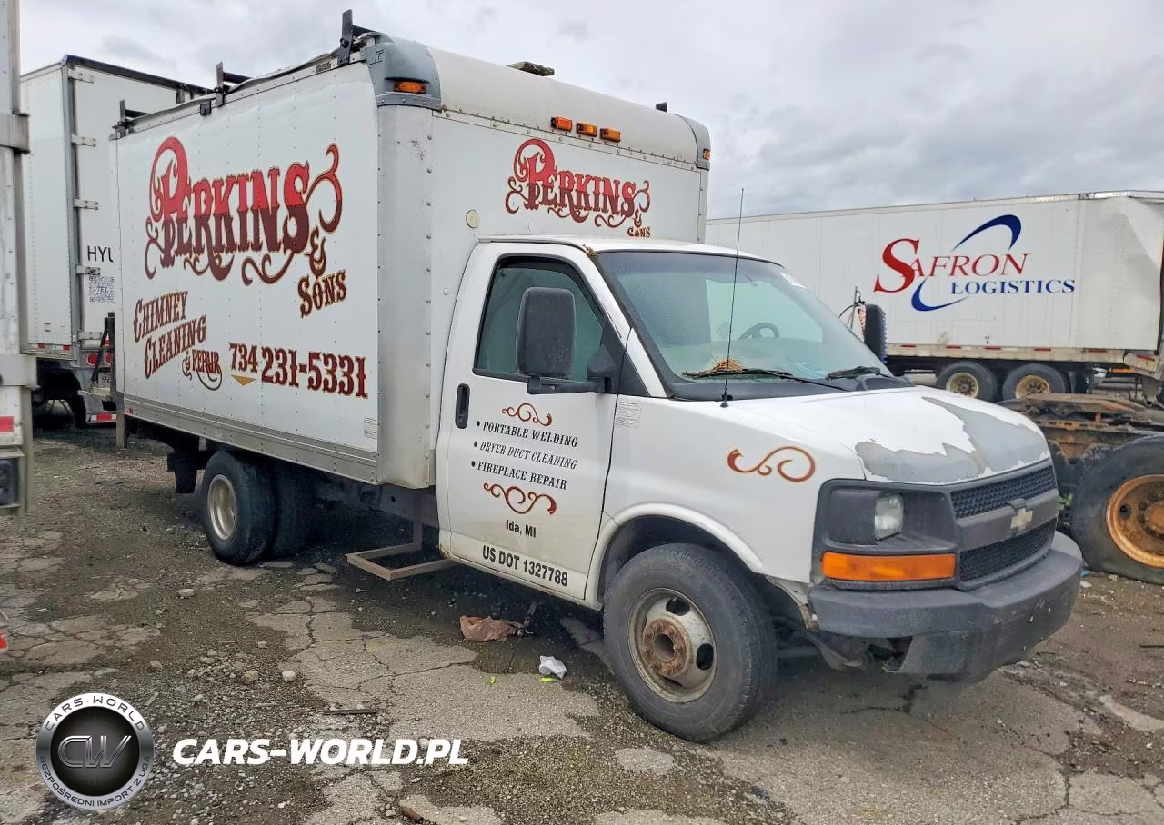 2012 Chevrolet Express Box Truck VIN:1GB0G2CA5C1190229 - 4