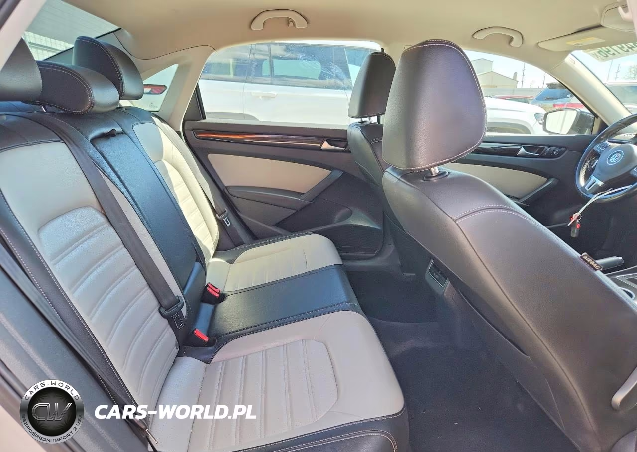 2015 Volkswagen Passat Se VIN:1VWBS7A38FC096761 - 10