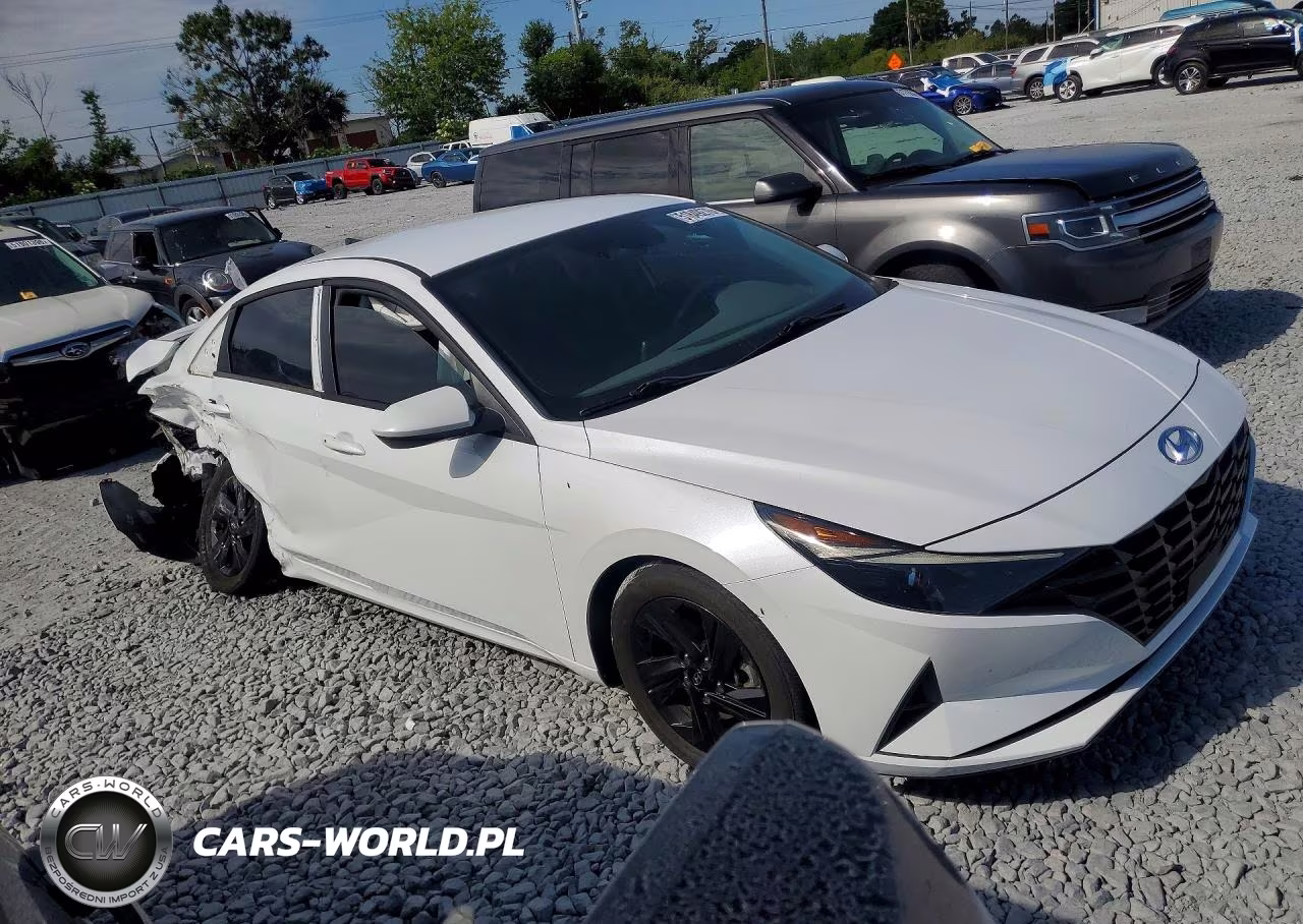 2021 Hyundai Elantra Sel VIN:5NPLS4AGXMH011168 - 4