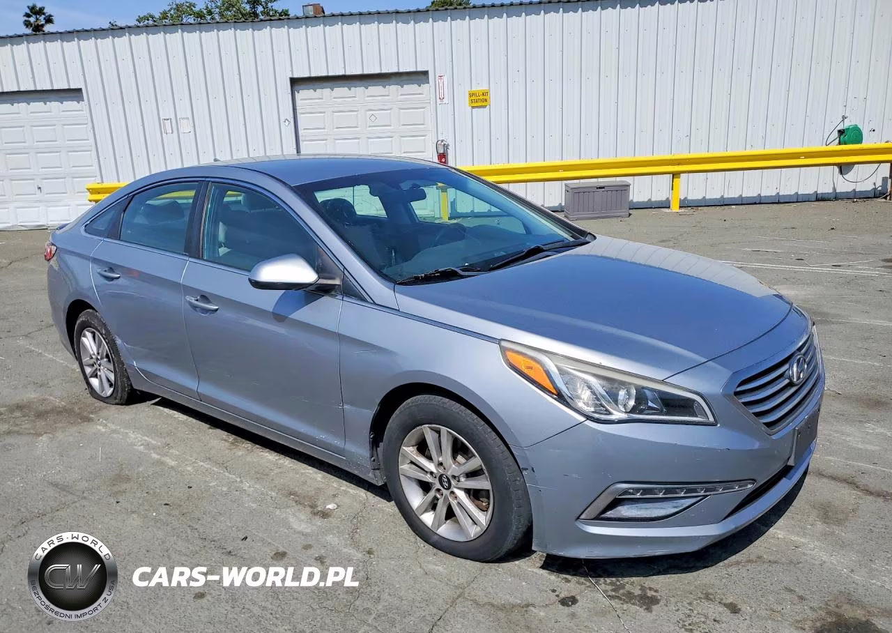 2015 Hyundai Sonata Se VIN:5NPE24AF6FH070205 - 4