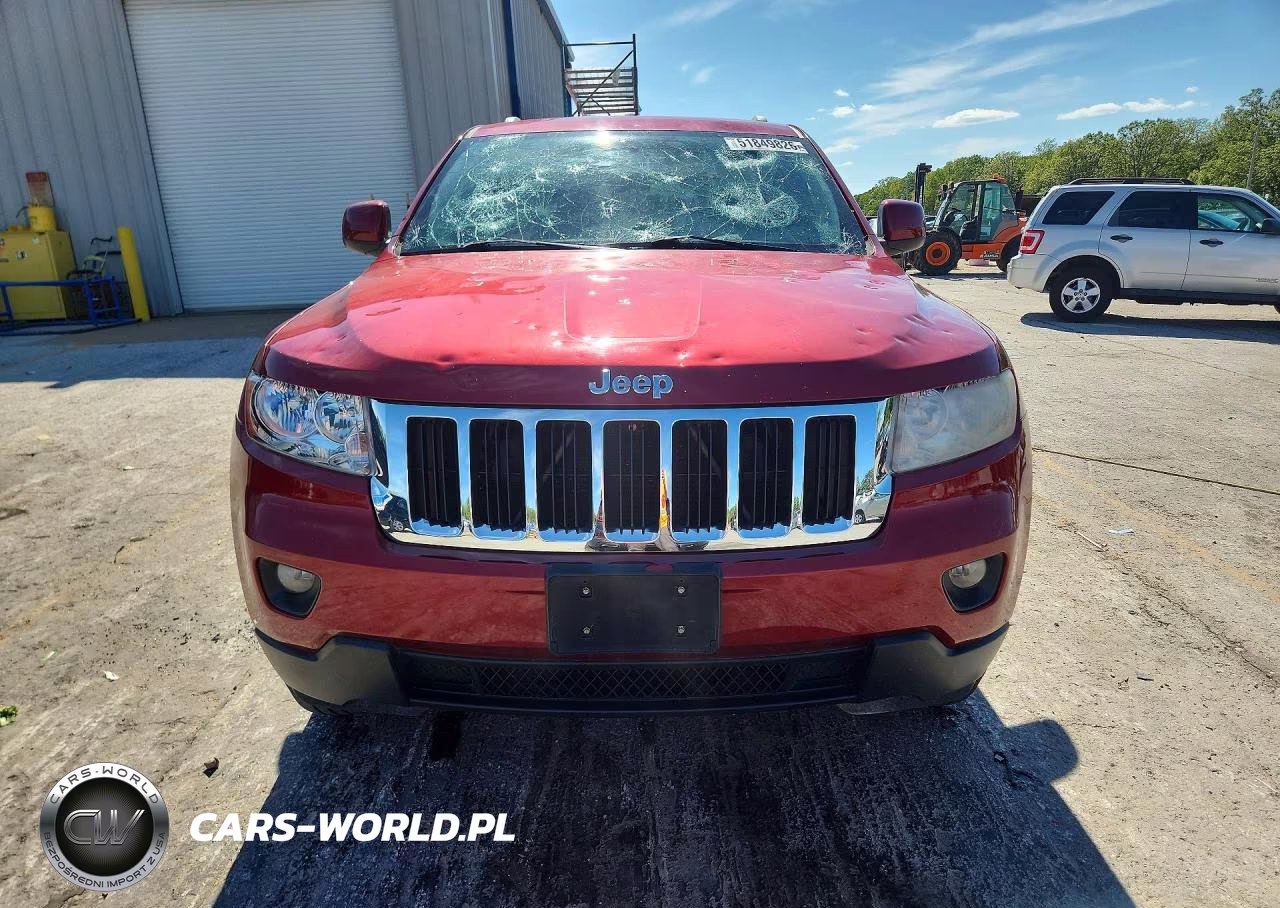 2012 Jeep Grand Cherokee Laredo VIN:1C4RJFAG1CC221130 - 5