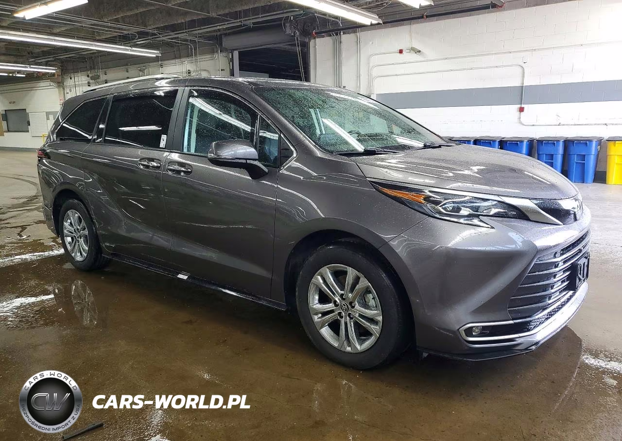 2024 Toyota Sienna Platinum 7-Passenger VIN:5TDESKFC0RS151511 - 4