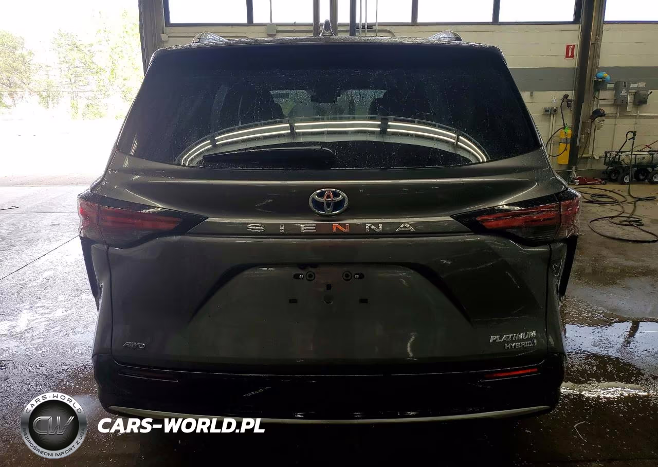 2024 Toyota Sienna Platinum 7-Passenger VIN:5TDESKFC0RS151511 - 6