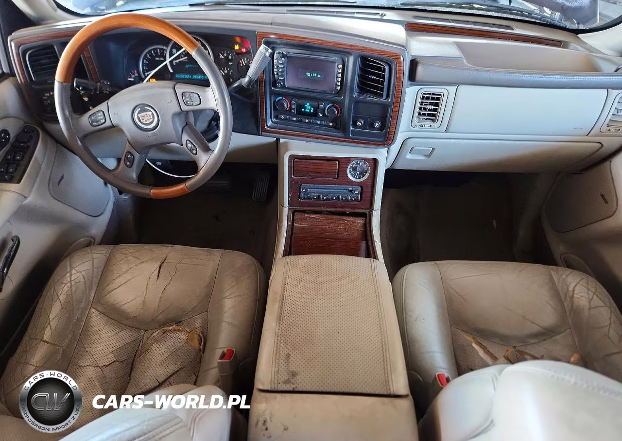 2004 Cadillac Escalade Luxury VIN:1GYEK63NX4R193814 - 8
