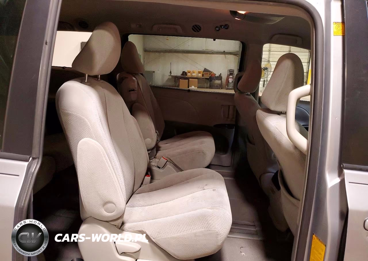 2011 Toyota Sienna Le VIN:5TDKK3DC2BS085710 - 11