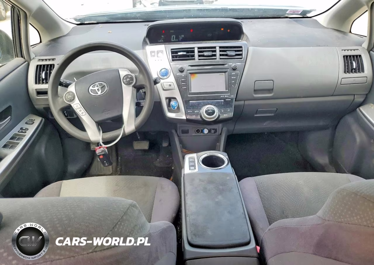 2013 Toyota Prius V Three VIN:JTDZN3EUXD3268838 - 8