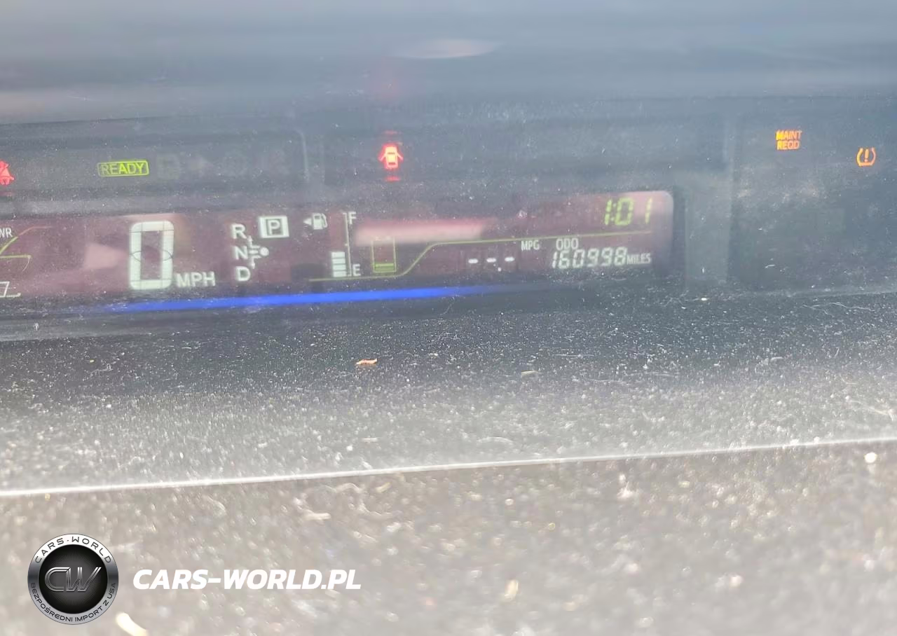 2013 Toyota Prius V Three VIN:JTDZN3EUXD3268838 - 9