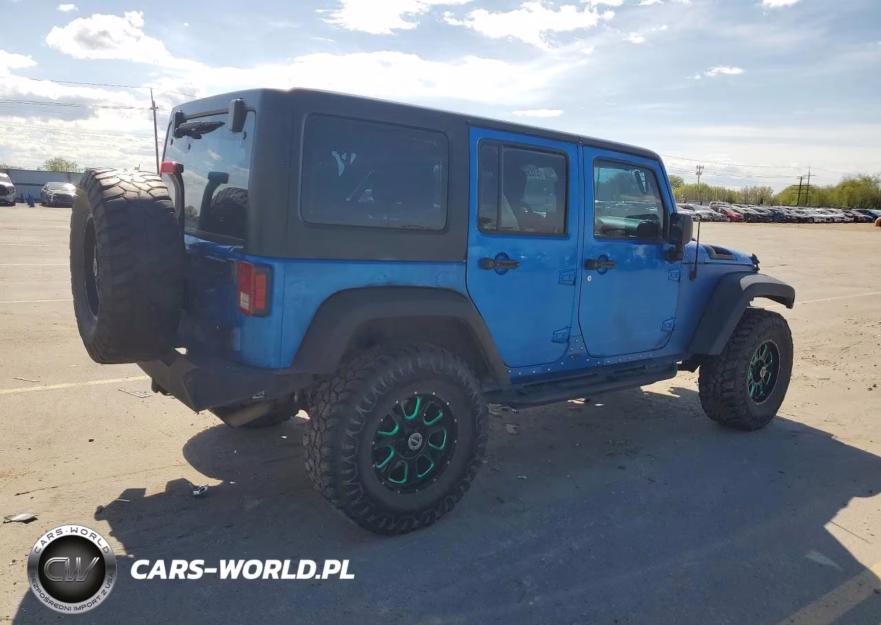 2016 Jeep Wrangler Unlimited Sport VIN:1C4BJWDG8GL130598 - 3
