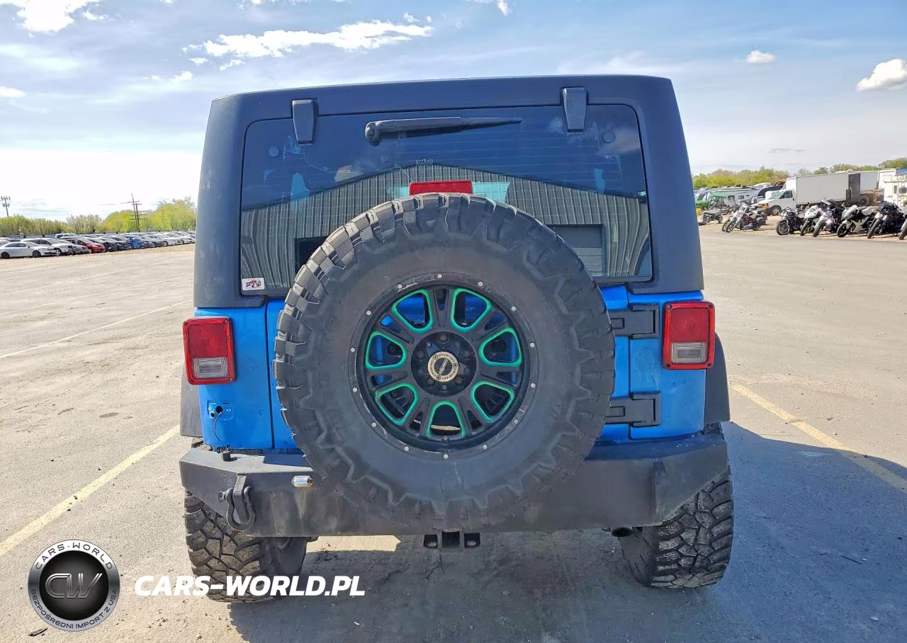 2016 Jeep Wrangler Unlimited Sport VIN:1C4BJWDG8GL130598 - 6