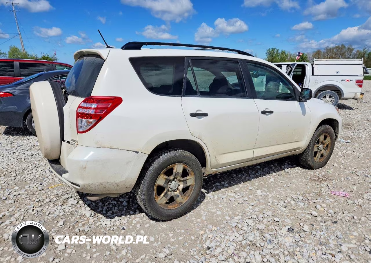 2010 Toyota Rav4 Base VIN:JTMBF4DV5AD035695 - 3