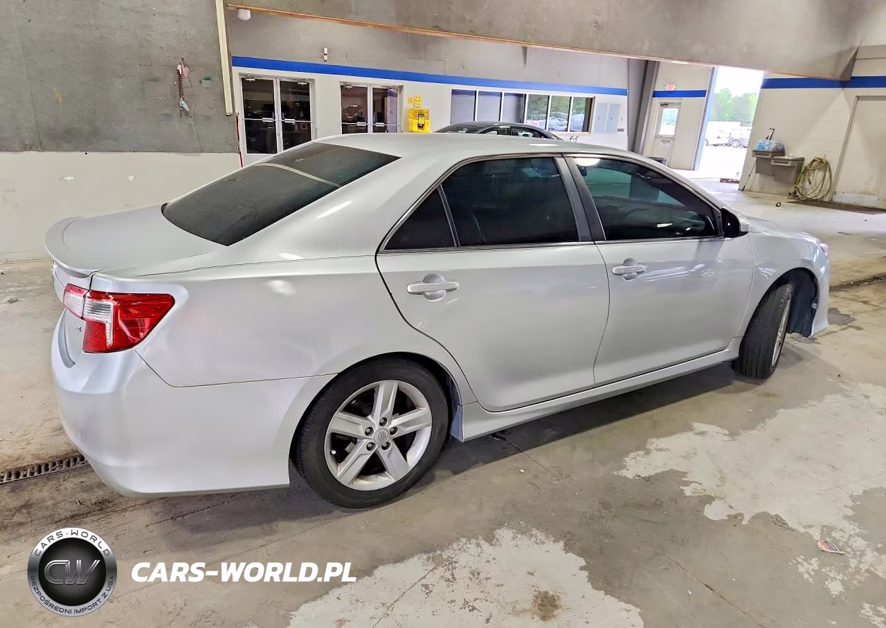 2012 Toyota Camry Se VIN:4T1BF1FK7CU114057 - 3