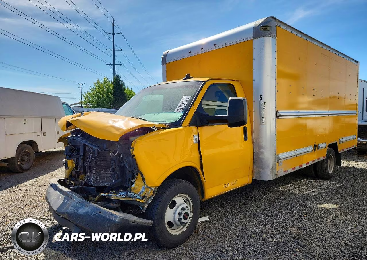 2016 GMC Savana Cutaway G3500
