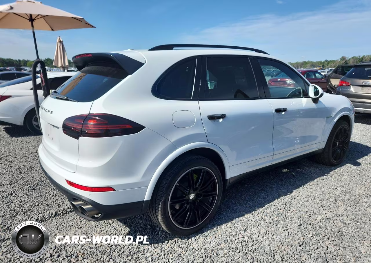 2017 Porsche Cayenne Se Hybrid Platinum VIN:WP1AE2A20HLA75758 - 3