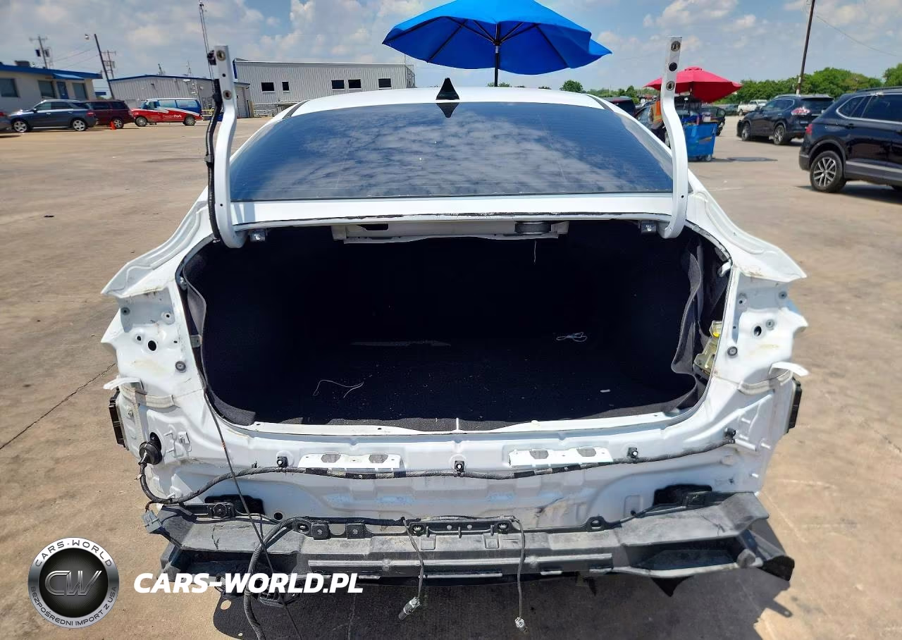 2025 Hyundai Elantra N Line VIN:KMHLR4DFXSU985844 - 6