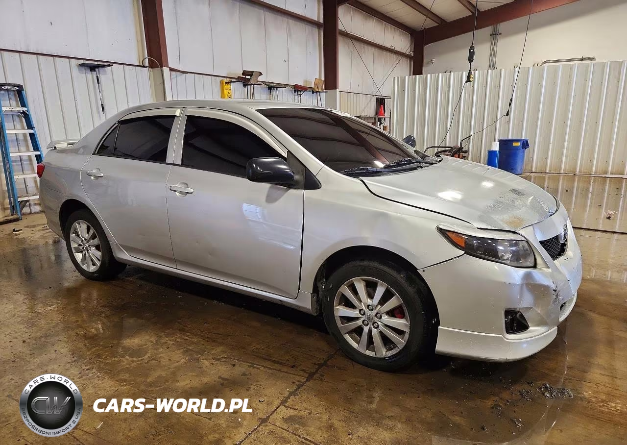 2009 Toyota Corolla Base VIN:JTDBL40E49J023582 - 4
