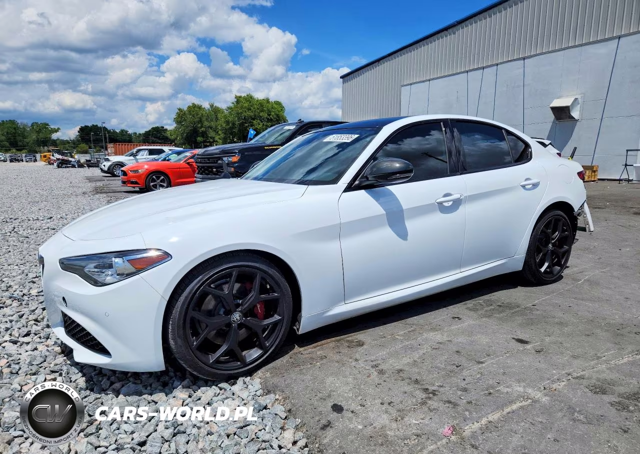 2021 Alfa Romeo Giulia Ti