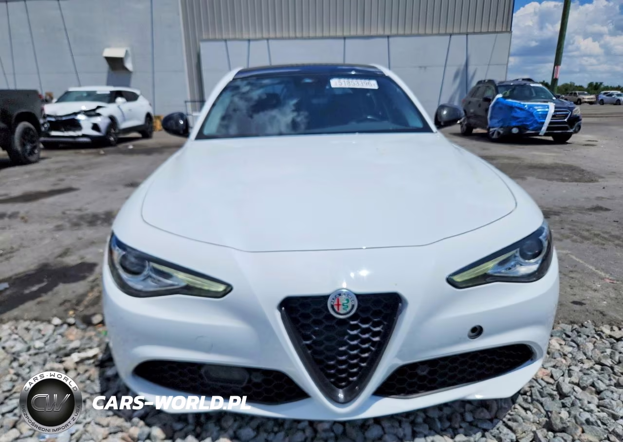 2021 Alfa Romeo Giulia Ti VIN:ZARFAMBN2M7644027 - 5