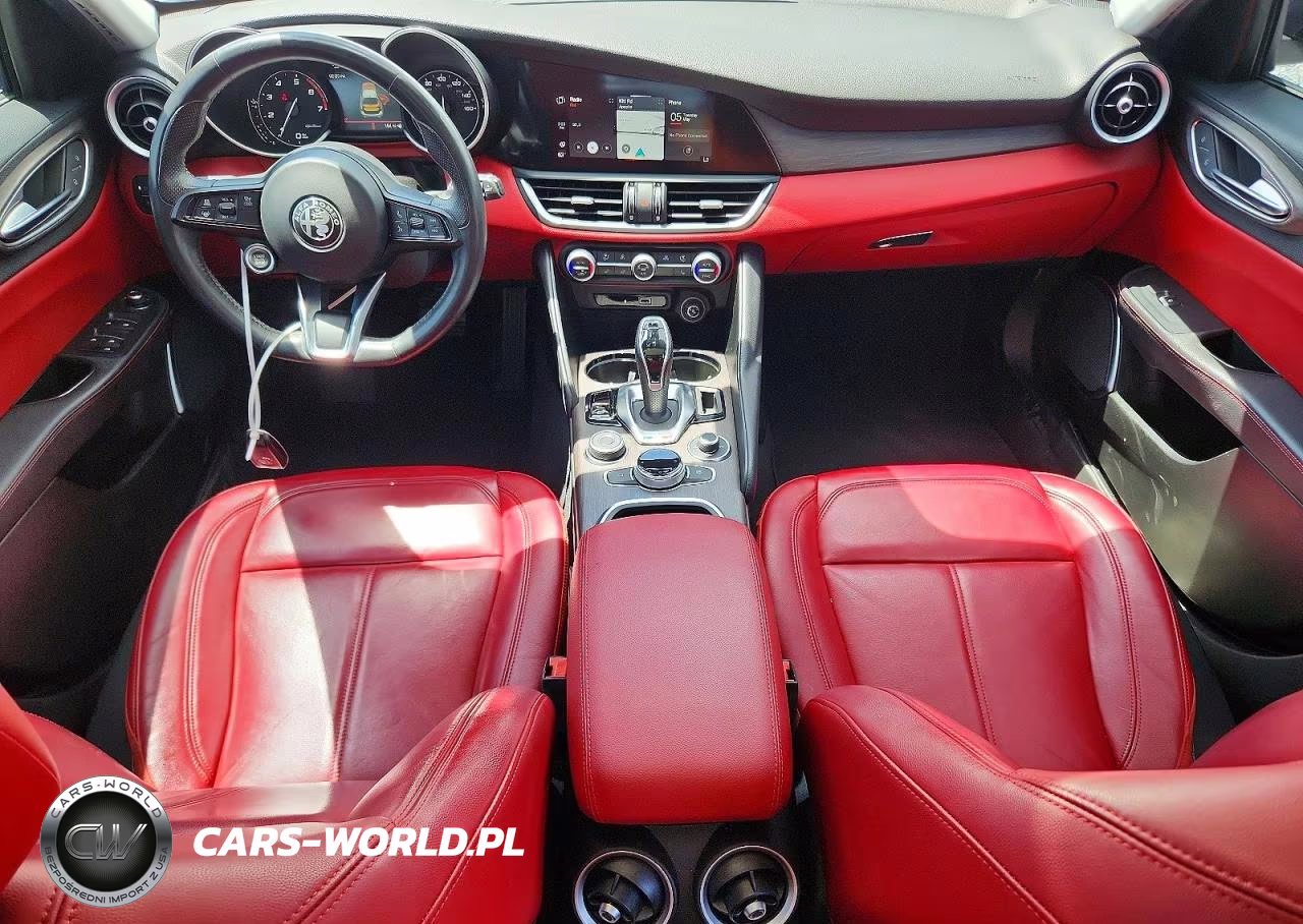 2021 Alfa Romeo Giulia Ti VIN:ZARFAMBN2M7644027 - 8