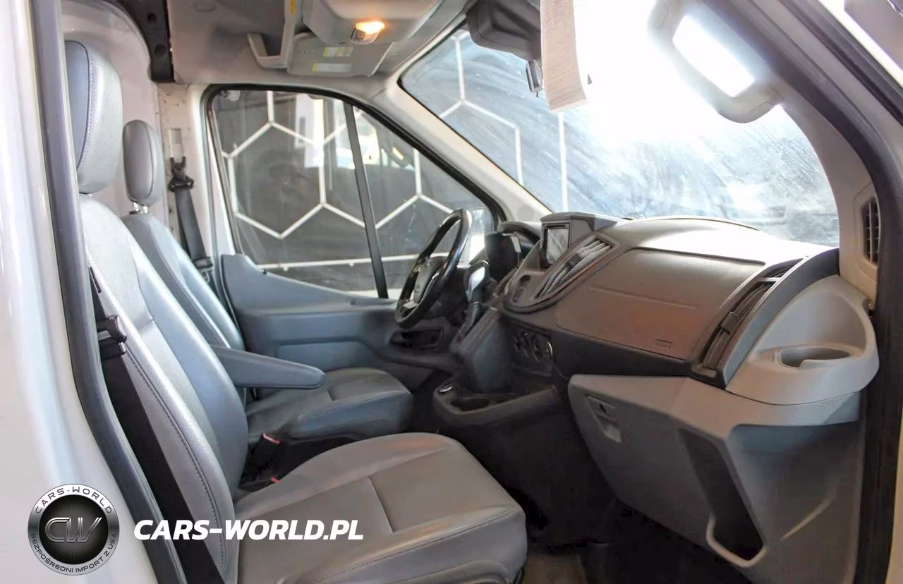 2019 Ford Transit T-250 VIN:1FTYR3XM0KKB25445 - 5