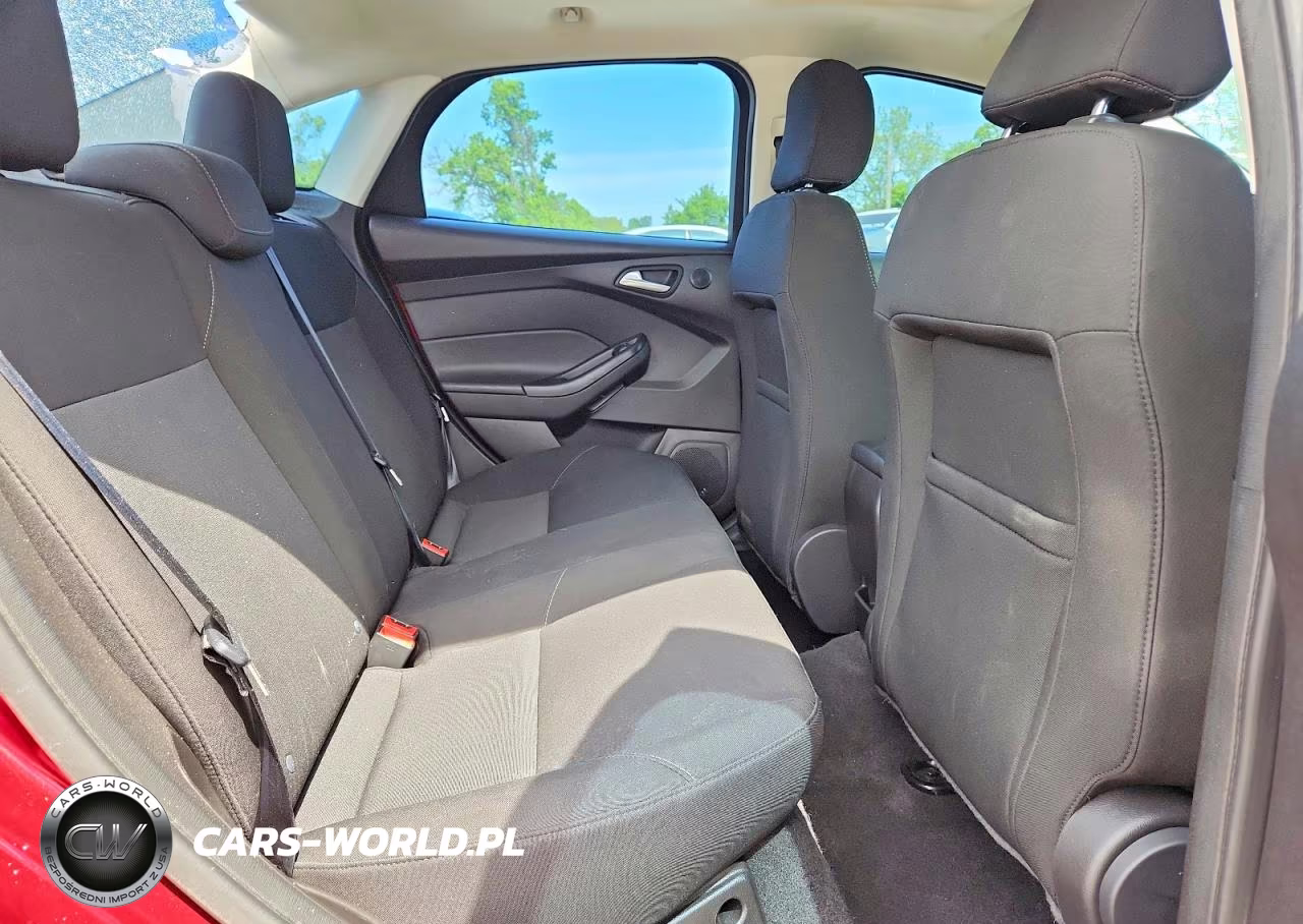 2017 Ford Focus Sel VIN:1FADP3H26HL218979 - 10