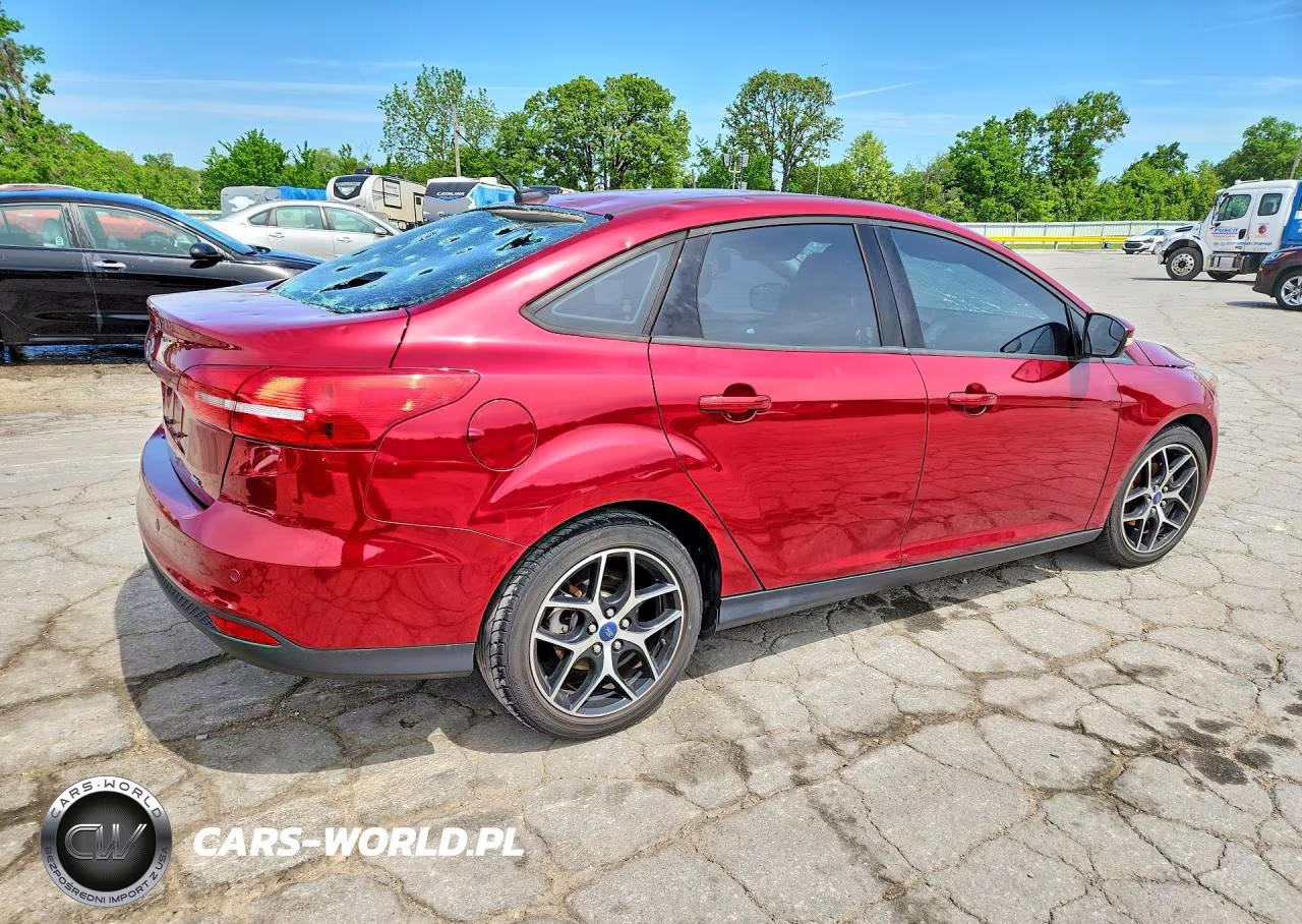 2017 Ford Focus Sel VIN:1FADP3H26HL218979 - 3