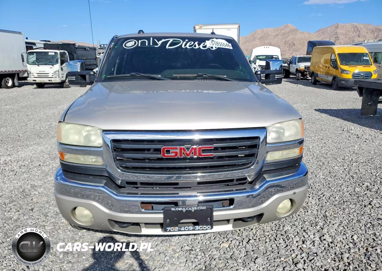 2005 GMC Sierra C2500 Heavy Duty VIN:1GTHC23205F879006 - 5