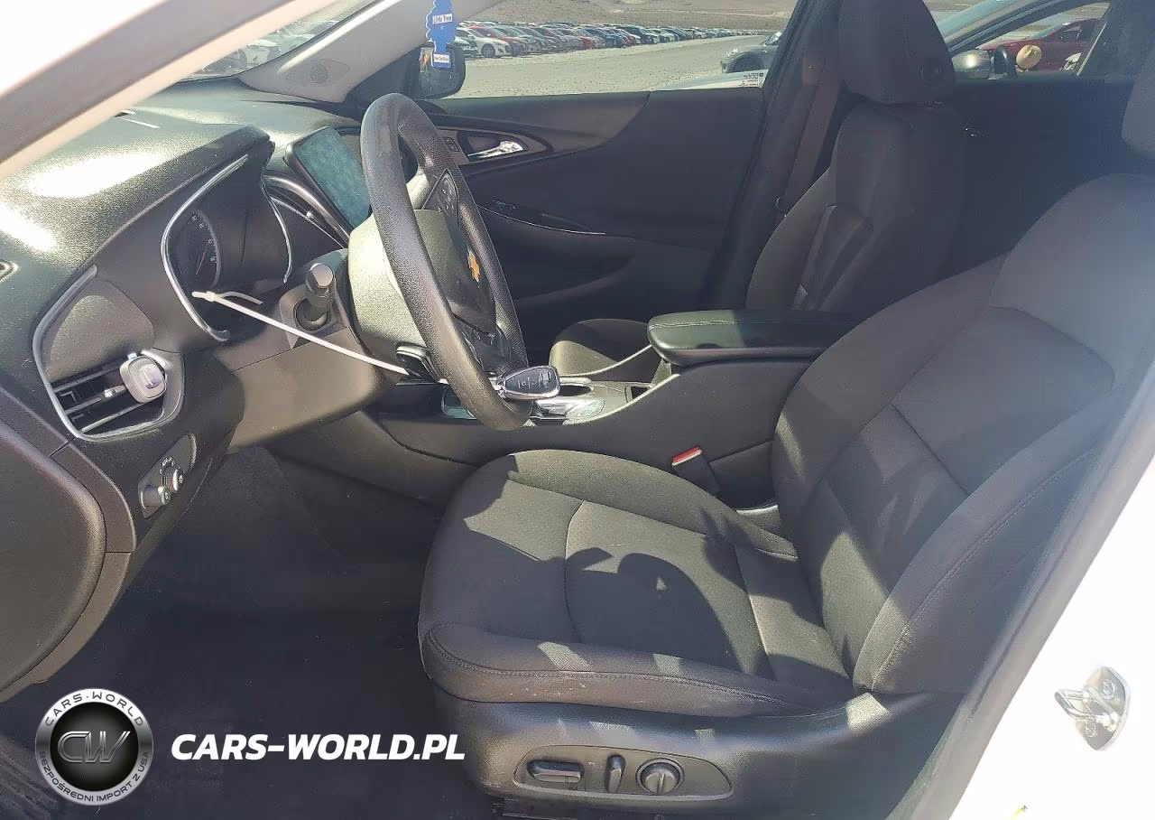 2019 Chevrolet Malibu Lt VIN:1G1ZD5ST0KF107879 - 7