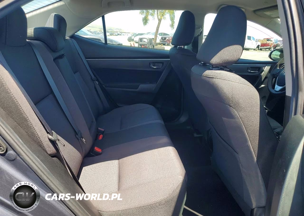 2019 Toyota Corolla Le VIN:5YFBURHE8KP856799 - 10