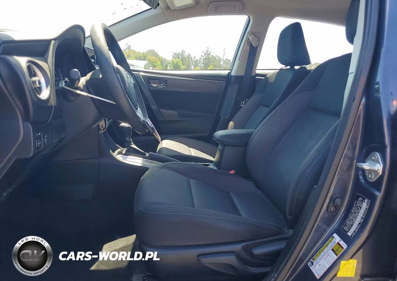 2019 Toyota Corolla Le VIN:5YFBURHE8KP856799 - 7