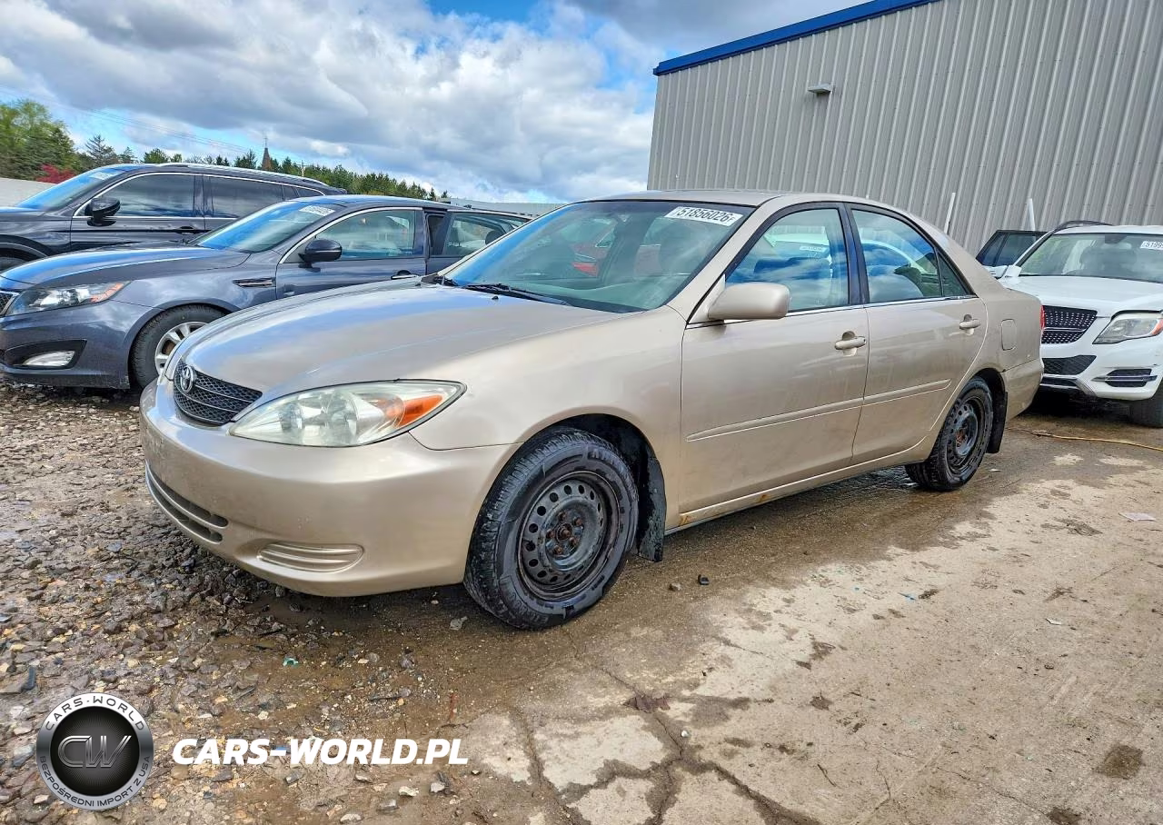 2003 Toyota Camry Le – zdjęcie 1 z 12