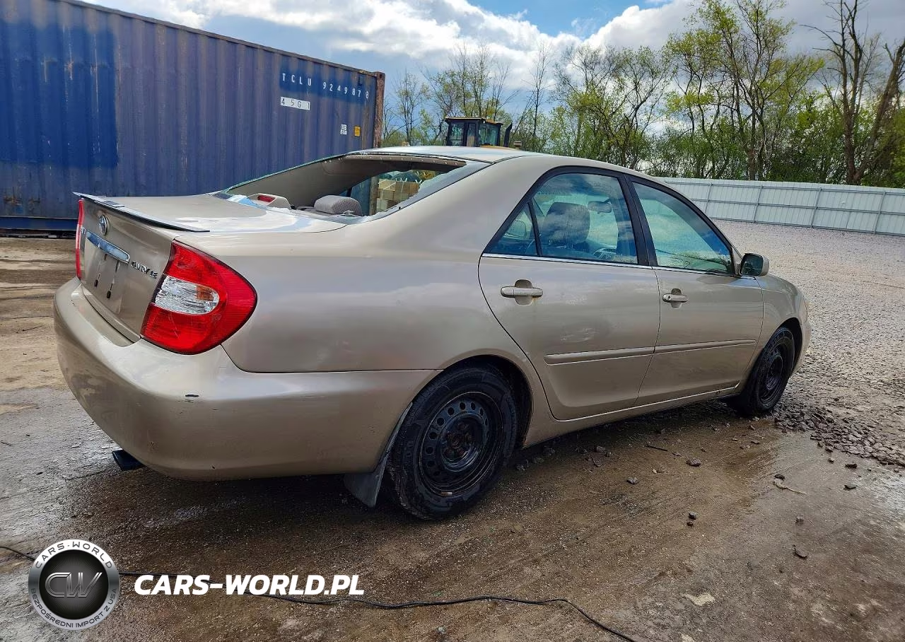 2003 Toyota Camry Le VIN:4T1BE32K83U214334 - 3