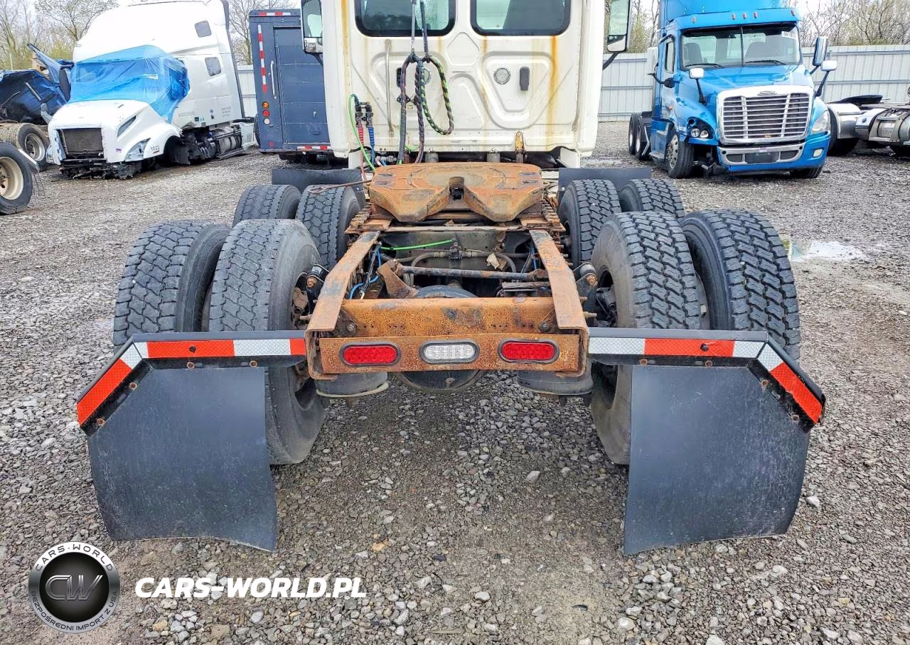 2018 Freightliner Cascadia 125 Semi Truck VIN:1FUJGEDRXJLJR9654 - 6