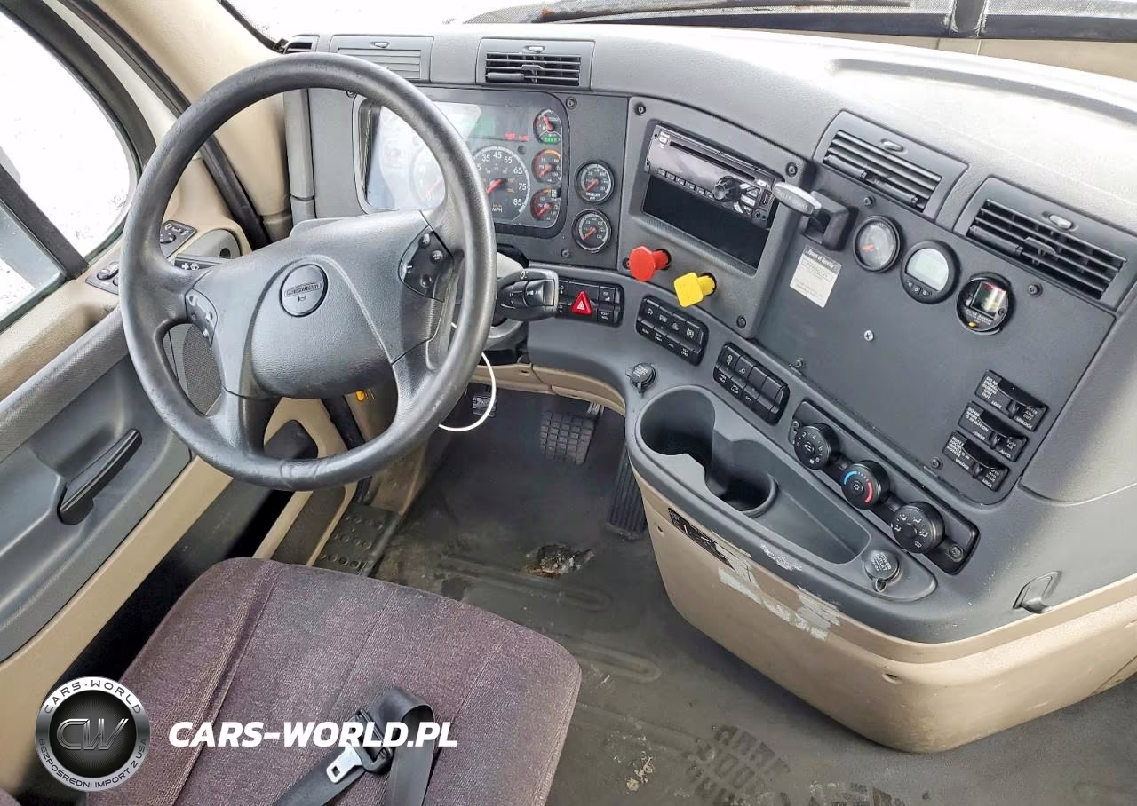 2018 Freightliner Cascadia 125 Semi Truck VIN:1FUJGEDRXJLJR9654 - 9