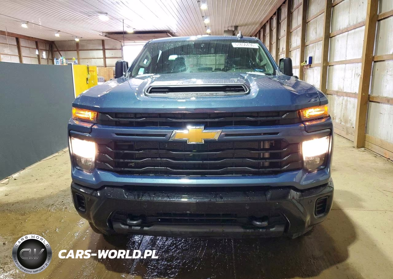 2026 Chevrolet Silverado K2500 Custom VIN:2GC4KME7XT1131860 - 5