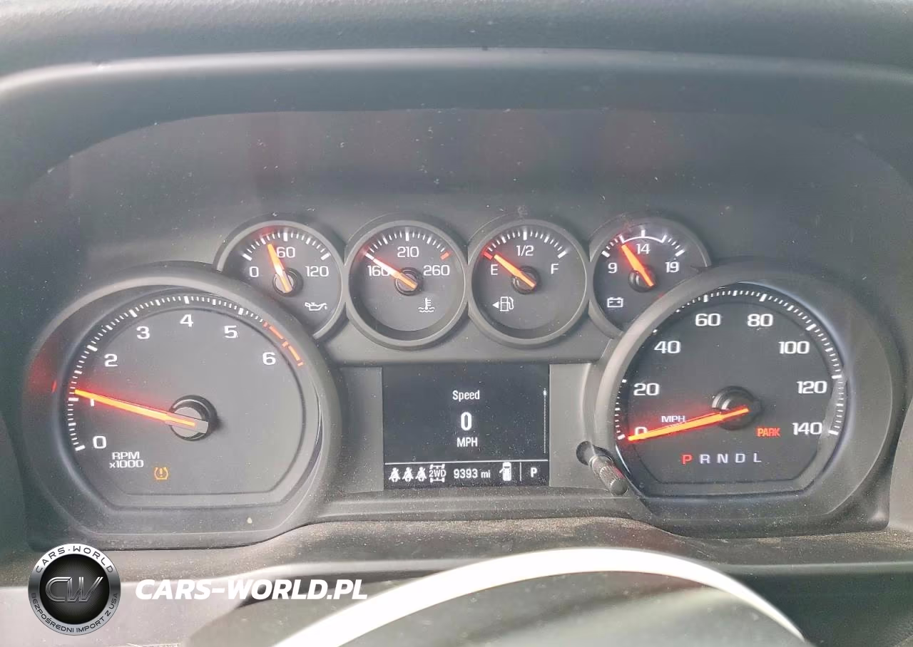 2026 Chevrolet Silverado K2500 Custom VIN:2GC4KME7XT1131860 - 9